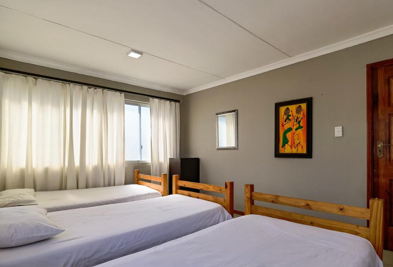 Ballito Backpackers Екстериор снимка